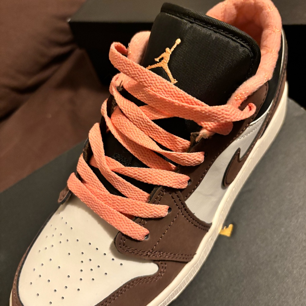Air Jordan 1 Low SE
